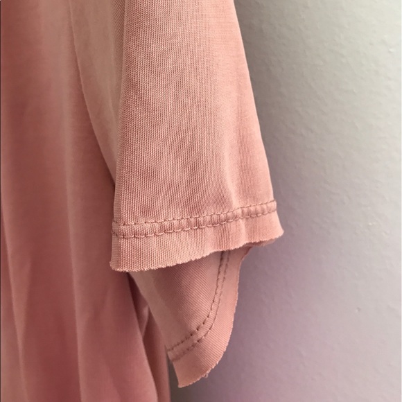 LAST - Mauve silky raw edge V neck top - Picture 5 of 5