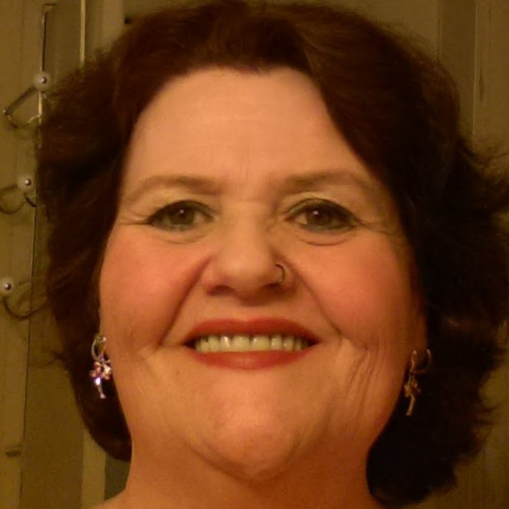 Meet your Posher, Peggy