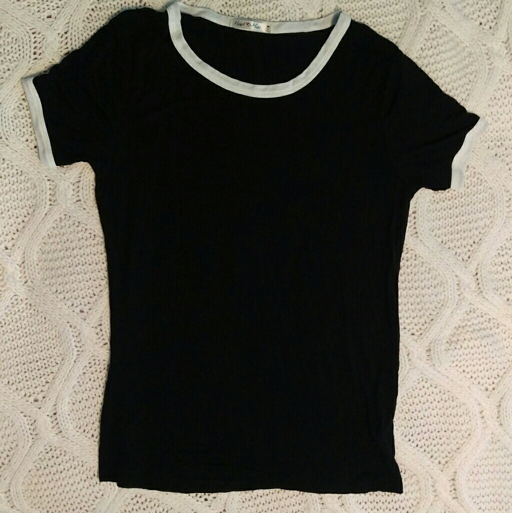 Black T-shirt never worn from papaya size medium