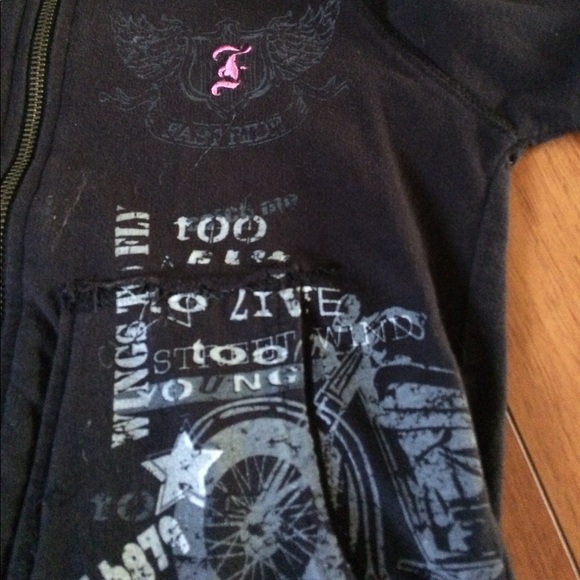 Bundle - Picture 2 of 2