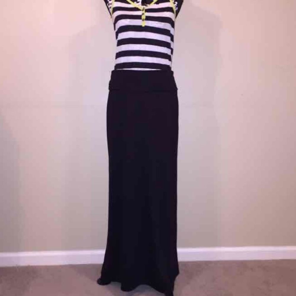 Black maxi skirt.  Medium!