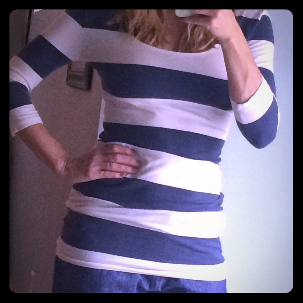Blue and white striped shirt. Forever 21 M