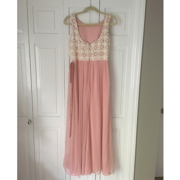 Lela Rose Bridesmaid Dress Size 10 (Fits a Reg 6) - Picture 2 of 5