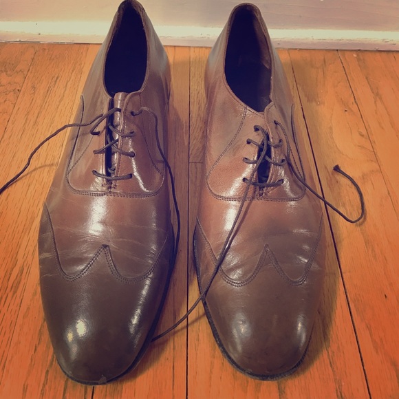 Brown leather Florsheim designer men\'s shoe