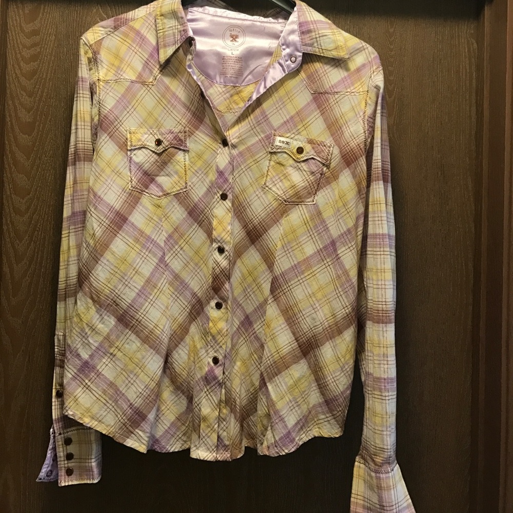 Gently used western button up!