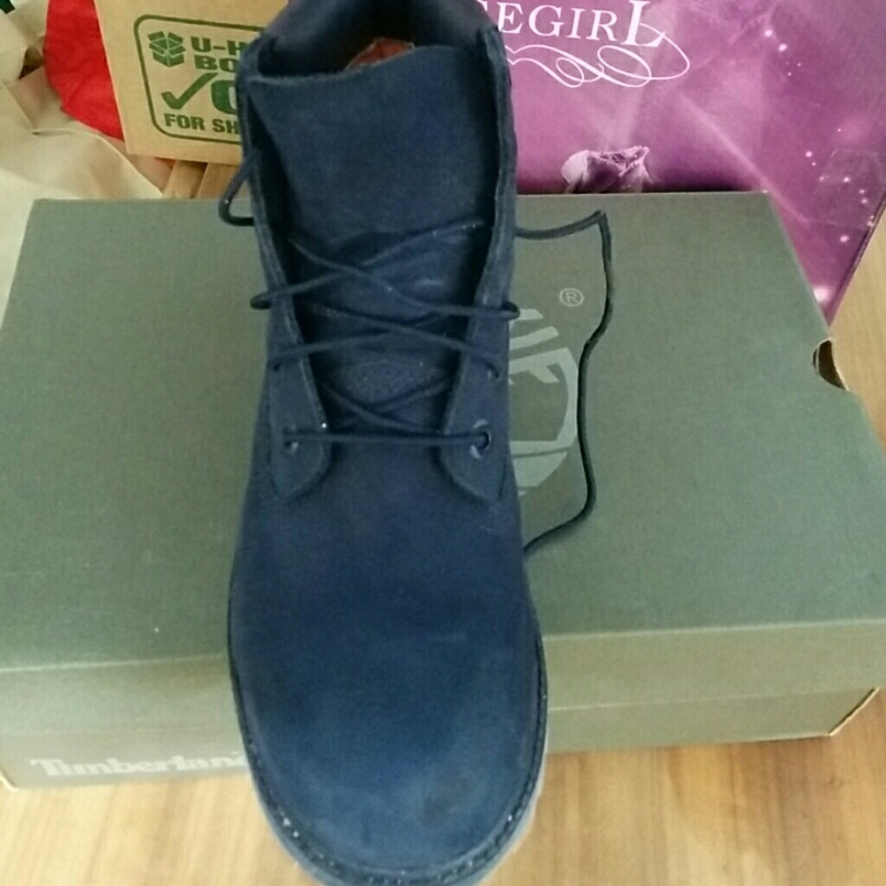 Boots - Picture 2 of 4