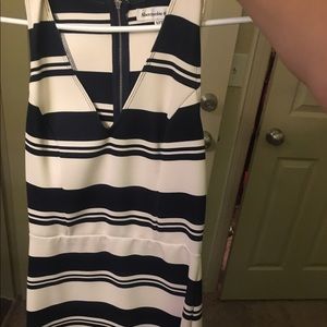 Ambercromie and Fitch Dress, Size Medium