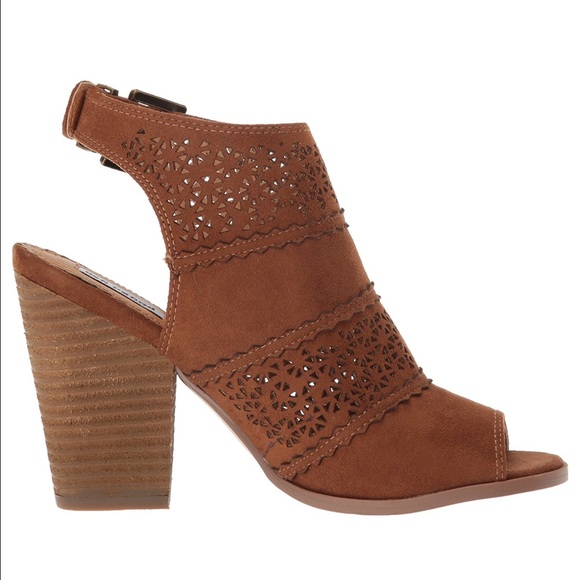 Boho Perforated Chic Peep Toe Bootie Sandals - Picture 4 of 4
