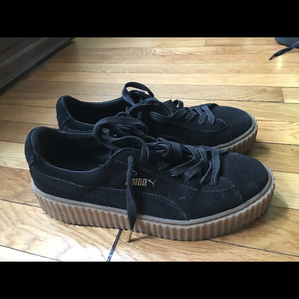 RIHANNA PUMAS