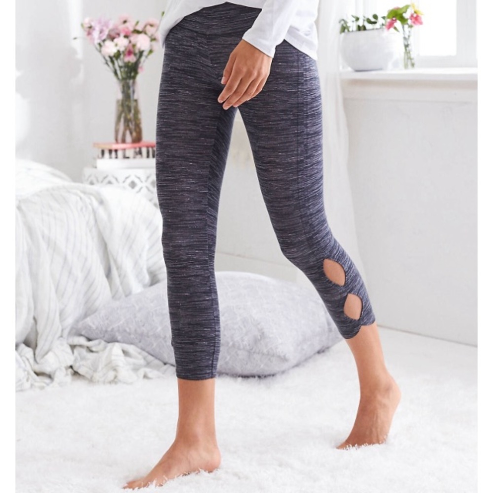 Aerie Chill Slim 3/4 Crop Leggings