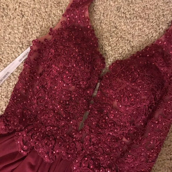 SHERRI HILL - Picture 3 of 7