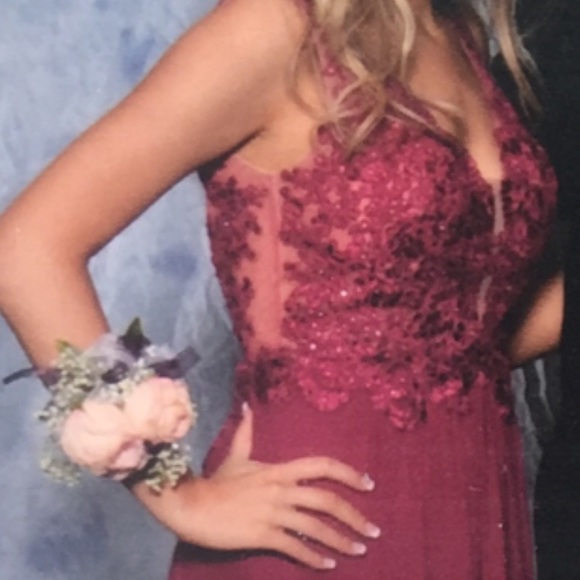 SHERRI HILL - Picture 7 of 7