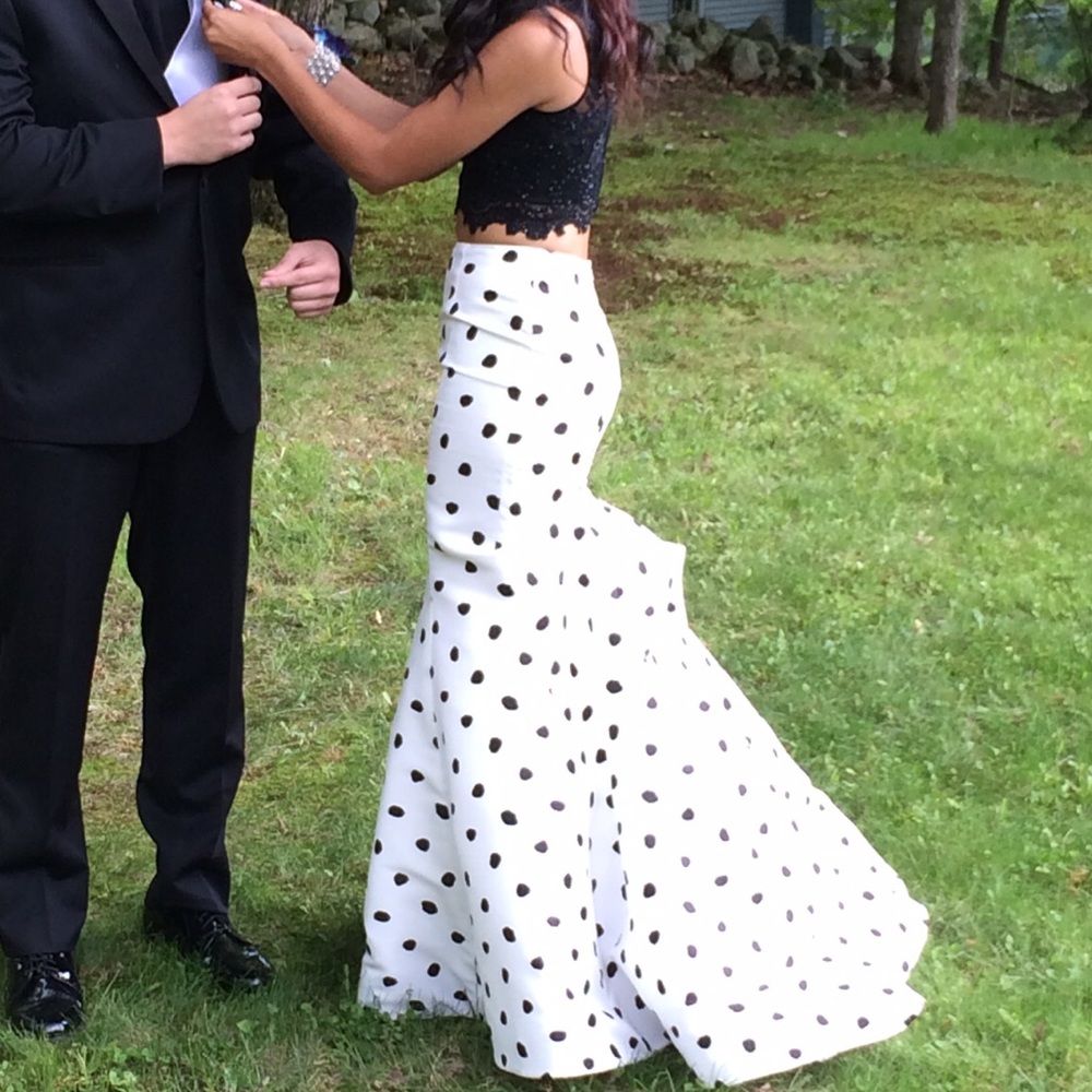 Sherri hill prom dress