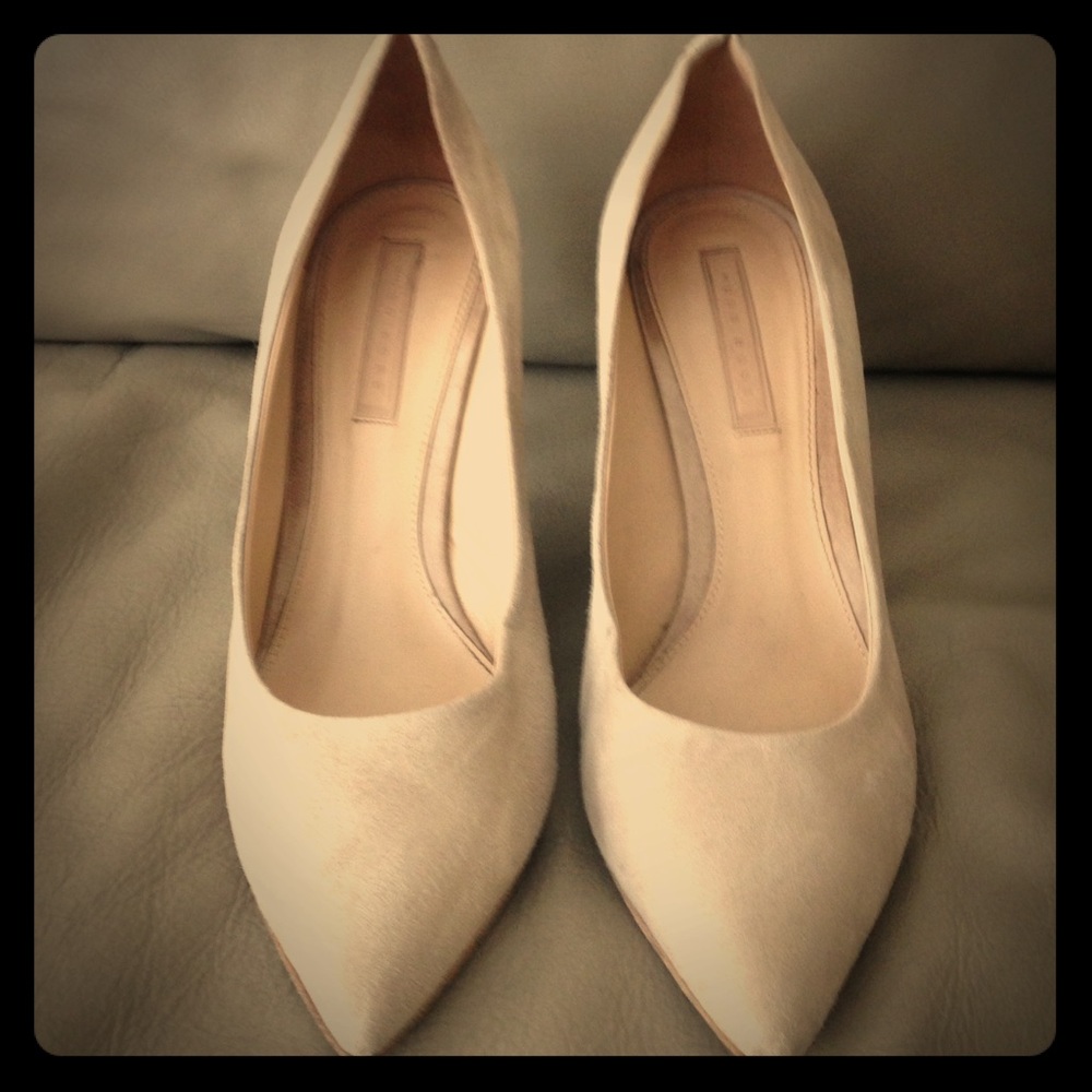 Hugo Boss Women's Stiletto Suede High Heel SZ 8