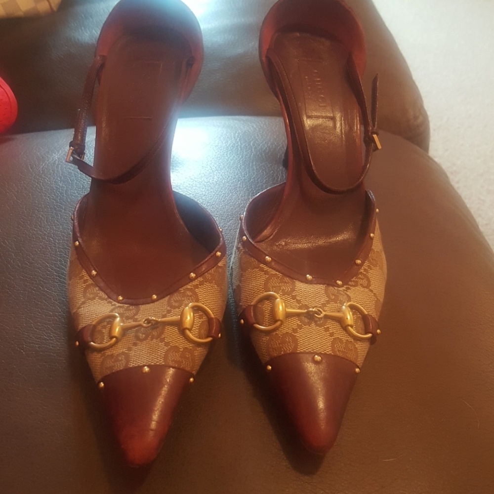 Authentic Gucci Horsebit Studded dress shoe