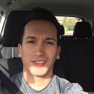 Meet your Posher, Diego