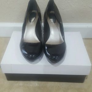 Alfani Black Pumps