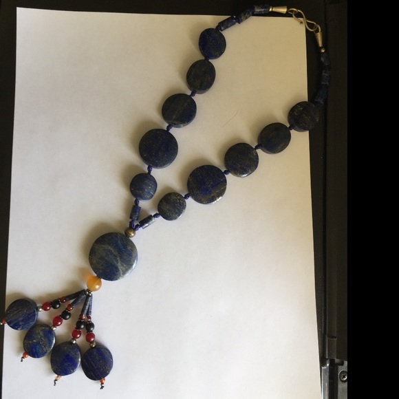 Beautiful real stone necklace - Picture 4 of 8