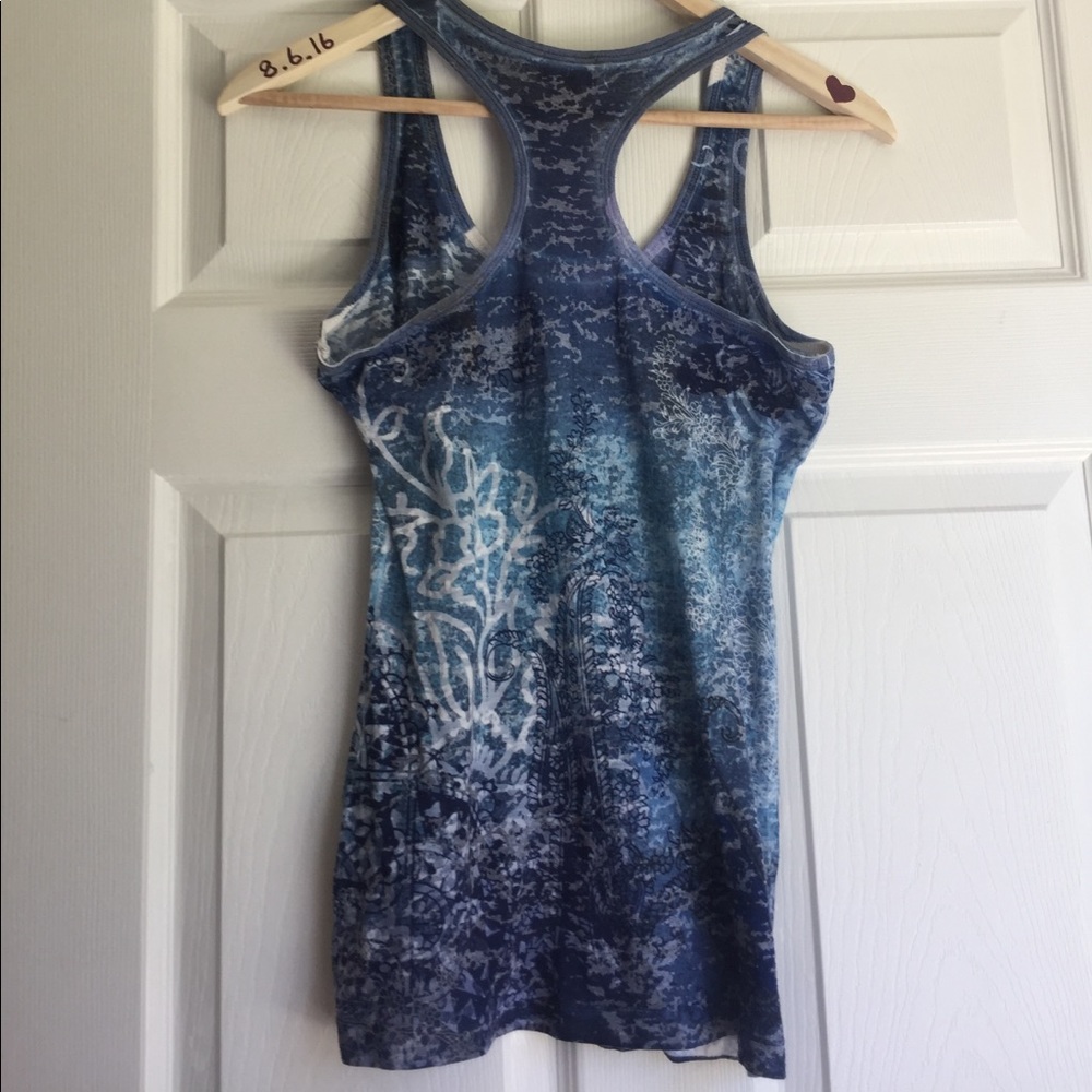 Print design blue razorback tank! - Picture 3 of 3