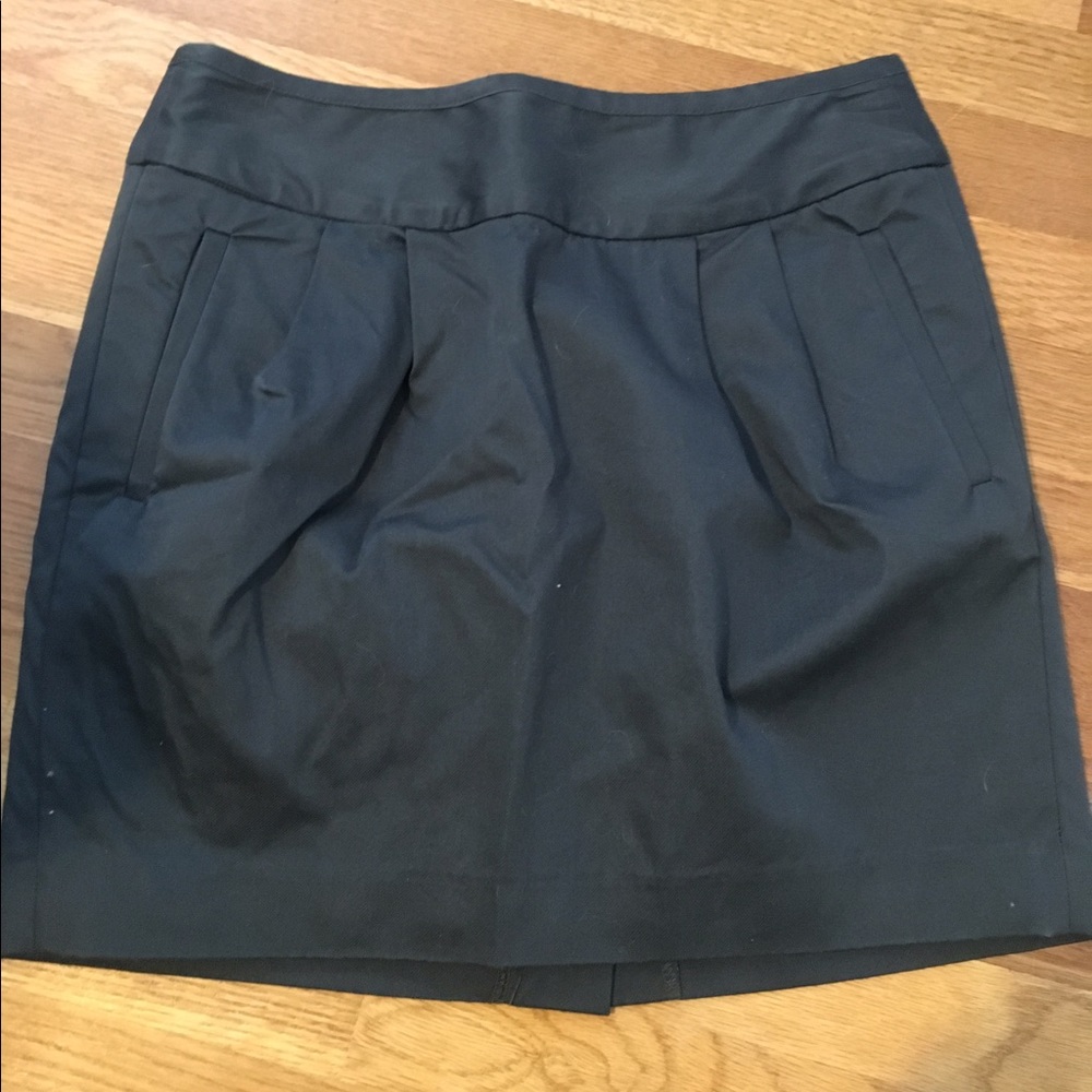 Banana Republic charcoal gray skirt
