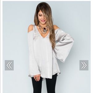 SMYM Shoulder Boo in Silver Dollar Silky Satin