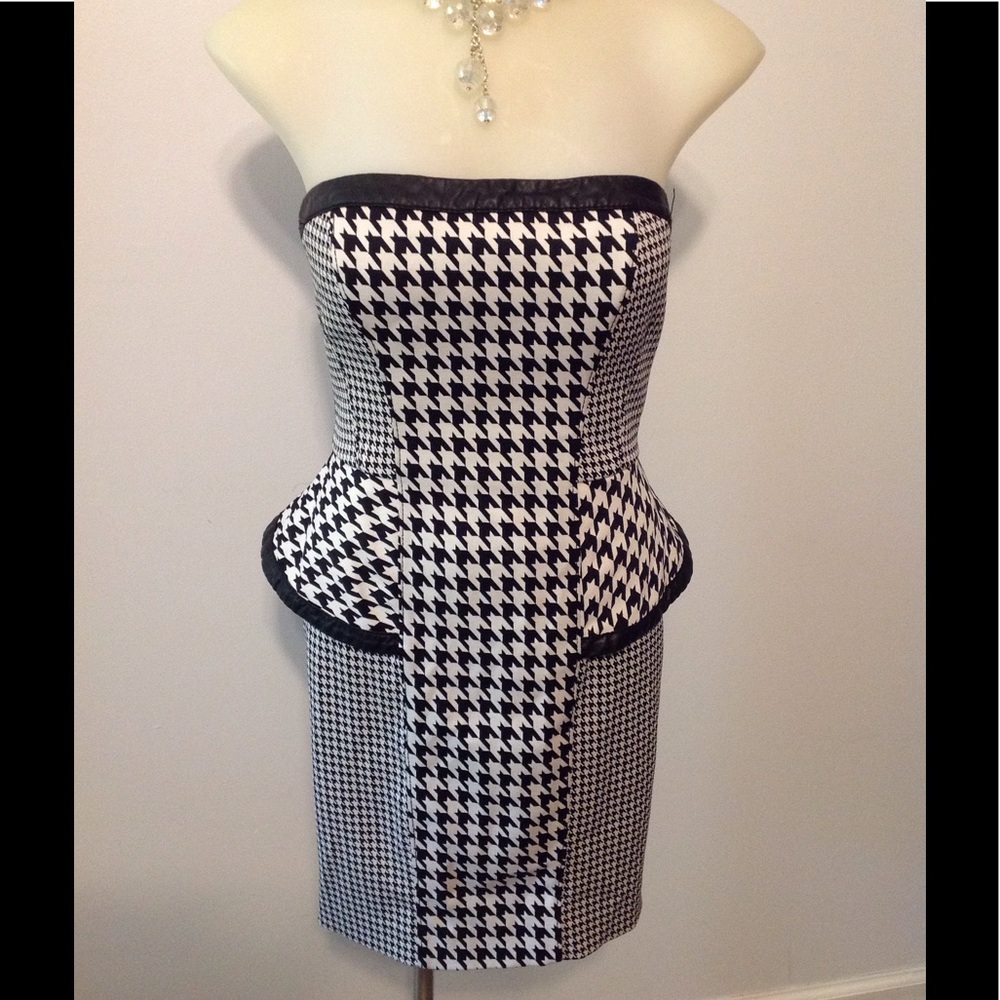 Beautiful black and white dress