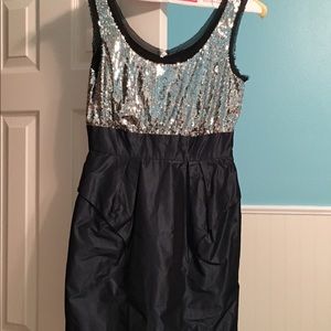 BCBG DRESS SIZE 6