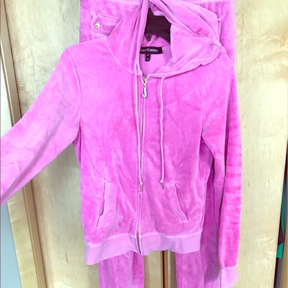 Juicy couture pink poker set