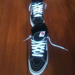 Black White SK8 Hi- Top