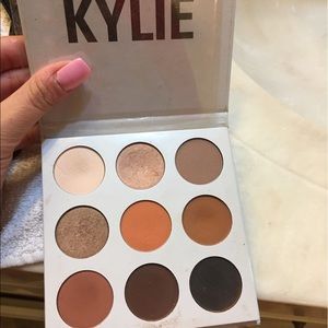 Kylie Cosmetics bronze palette