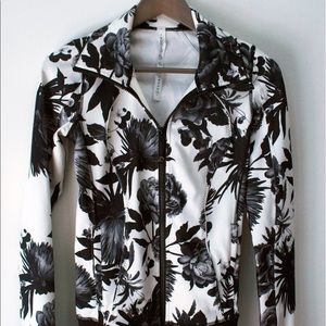 Womens black and white floral running jacket
