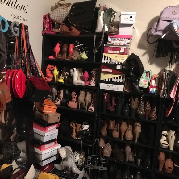 Meet your Posher, Linneishiaa - Picture 3 of 7