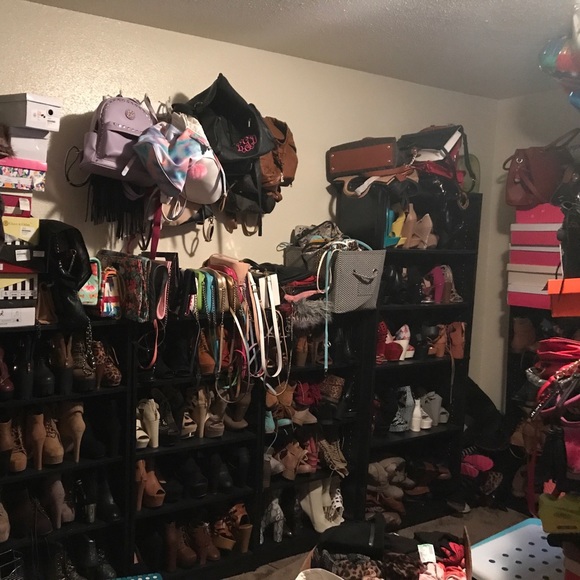 Meet your Posher, Linneishiaa - Picture 4 of 7