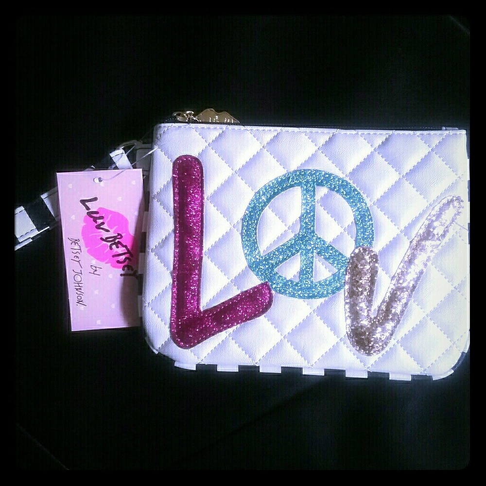 REDUCED❤BETESY JOHNSON WRISTLET NWT