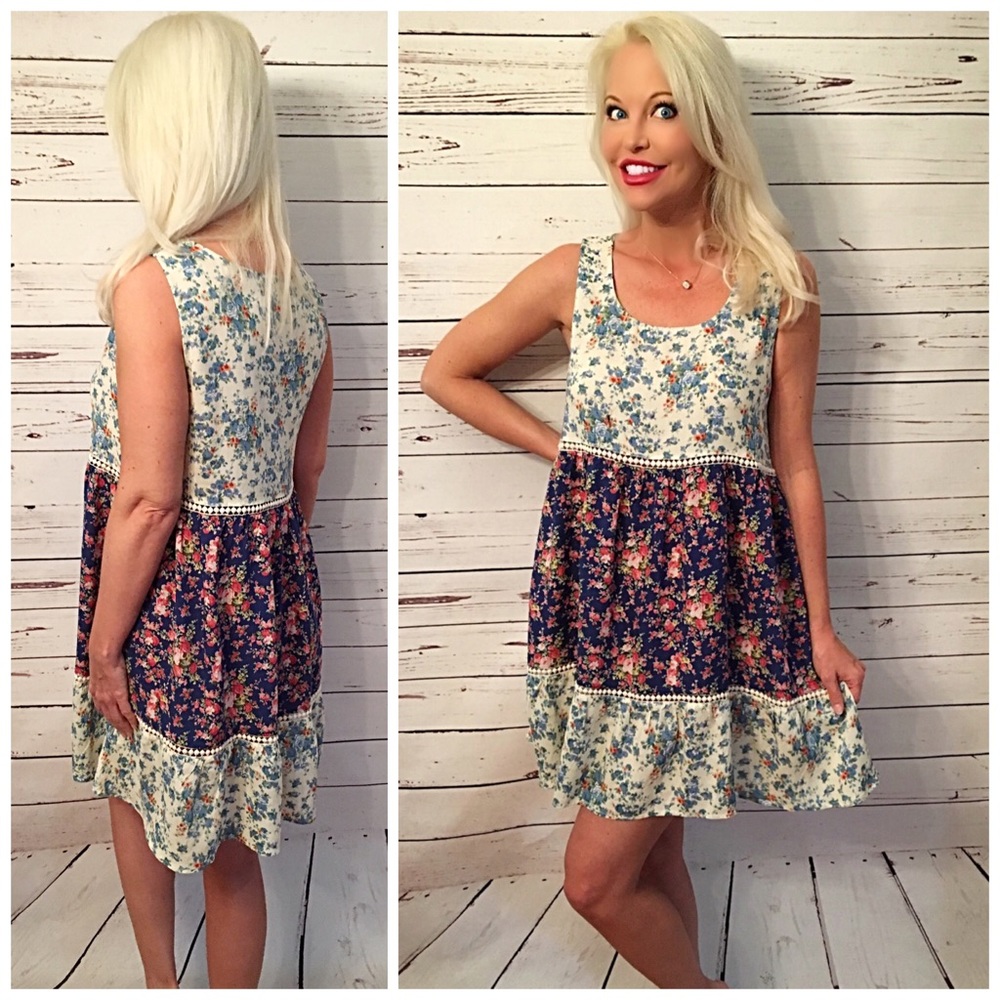 Stunning color block floral tunic dress 🌸🌺 - Picture 2 of 2