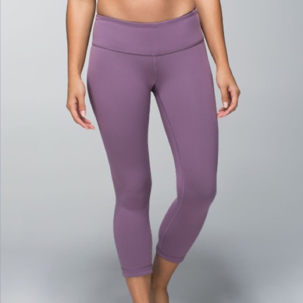 Lululemon Reversible Wunder Under Crops