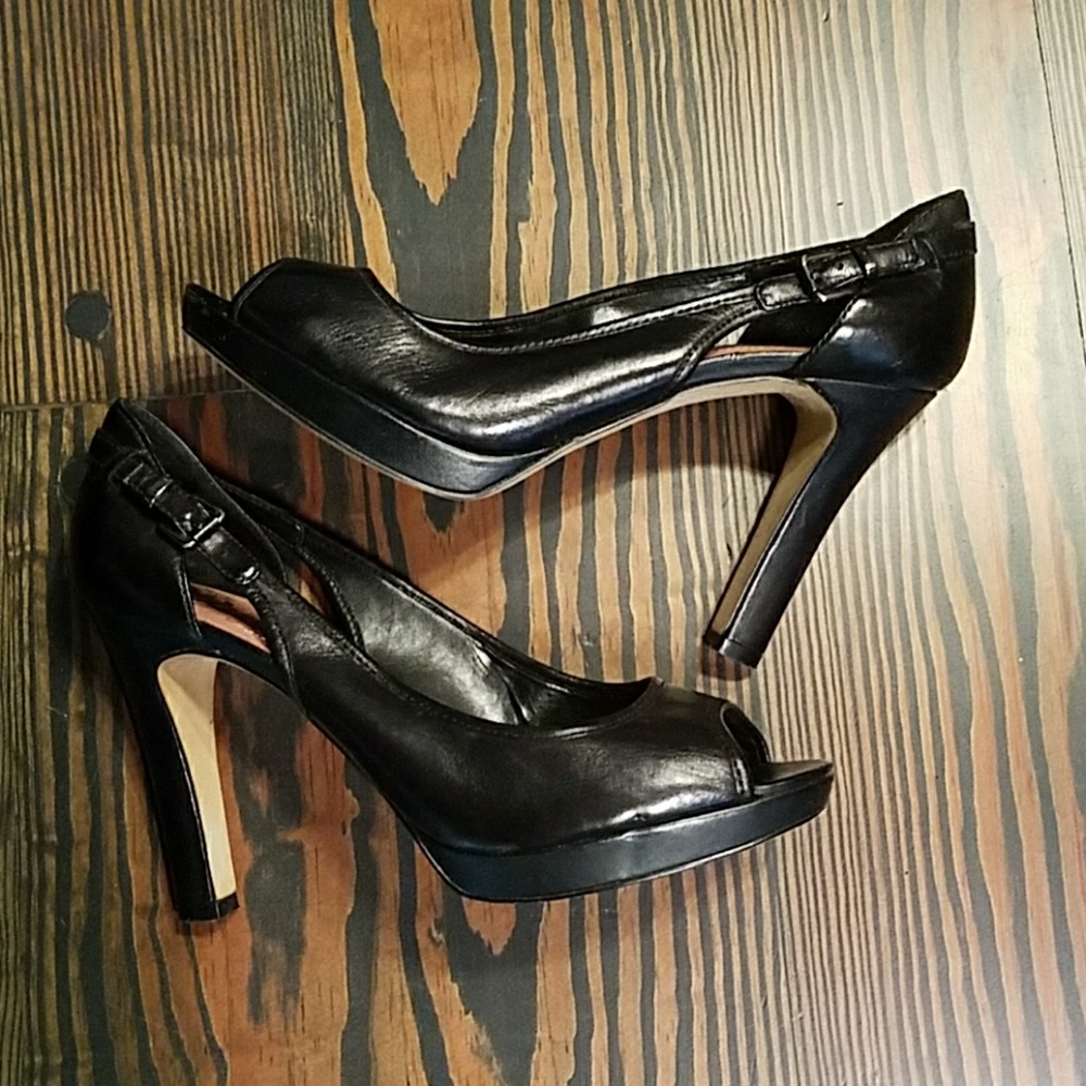 ❌Vince Camuto Manci Heels