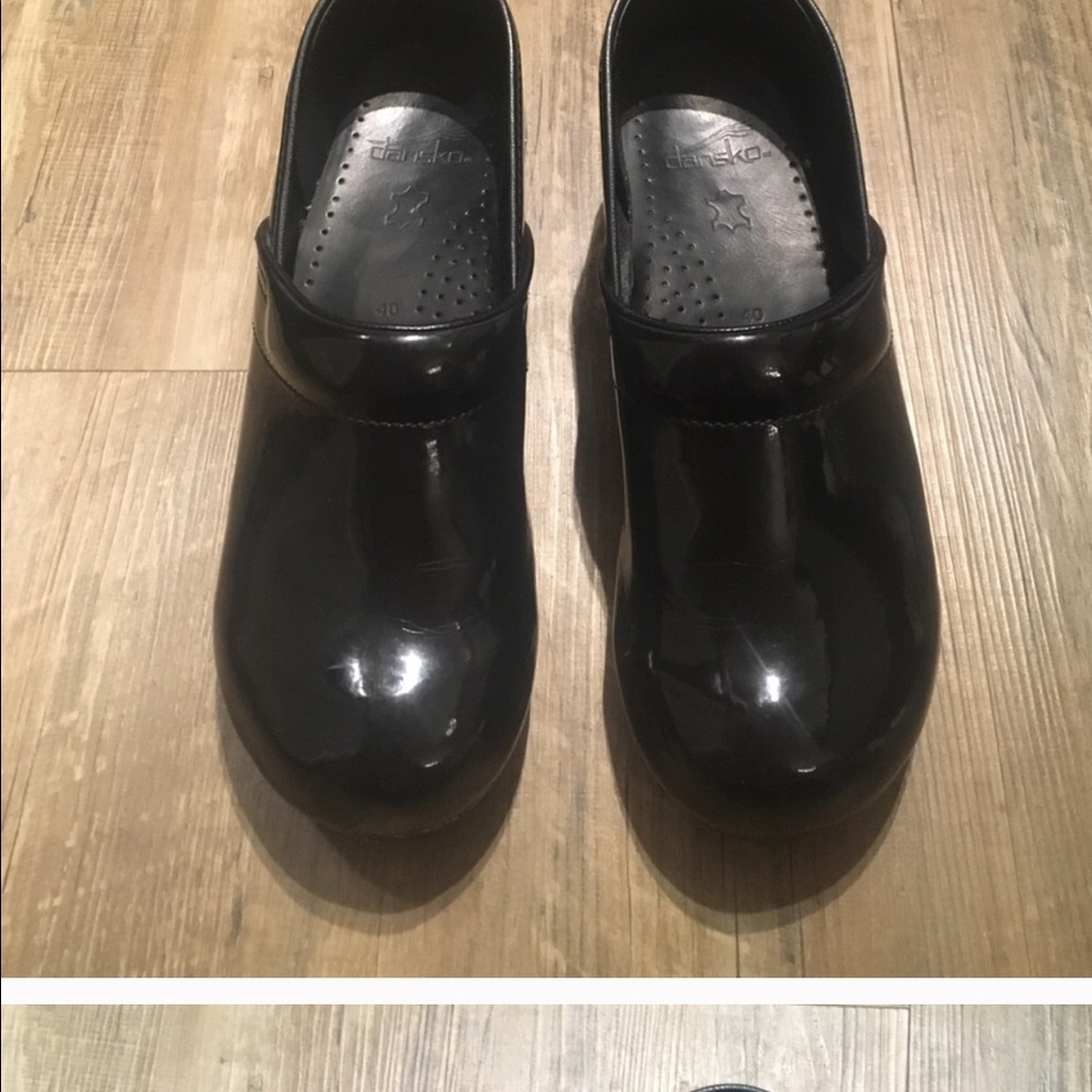 like new. Ordered here for 65$ too small.