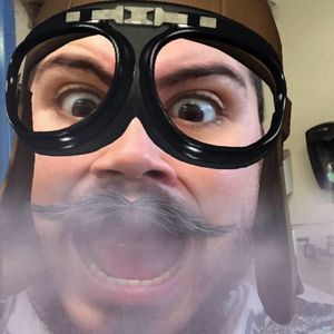 Meet your Posher, Hugo