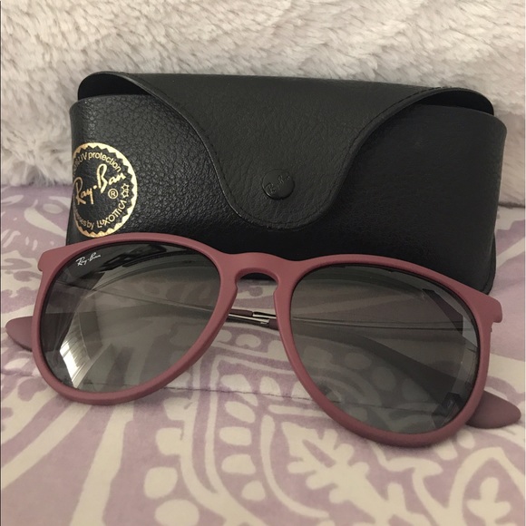 Ray-Ban Accessories - PERFECT condition Ericka Ray-Ban Sunglasses