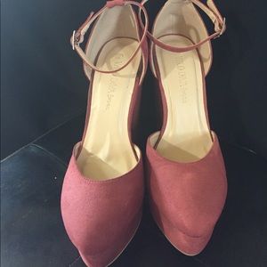 LastPriceDop Like New Wild Diva Lounge Chunky Heel