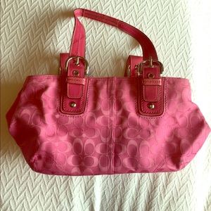 AUTHENTIC Beautiful pink Coach purse