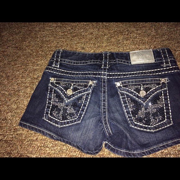 Shorts - Picture 2 of 2