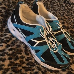 Speedo women's running shoes