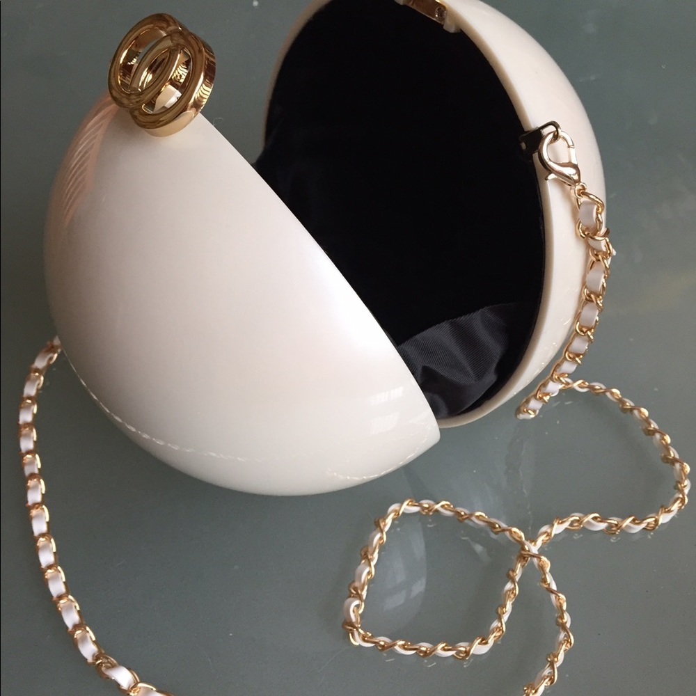 Handbag - Picture 2 of 4