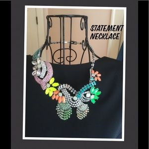 Ann Taylor Statement Necklace