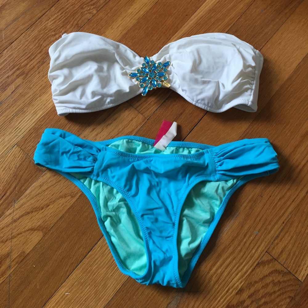 VICTORIA's SECRET bikini bundle