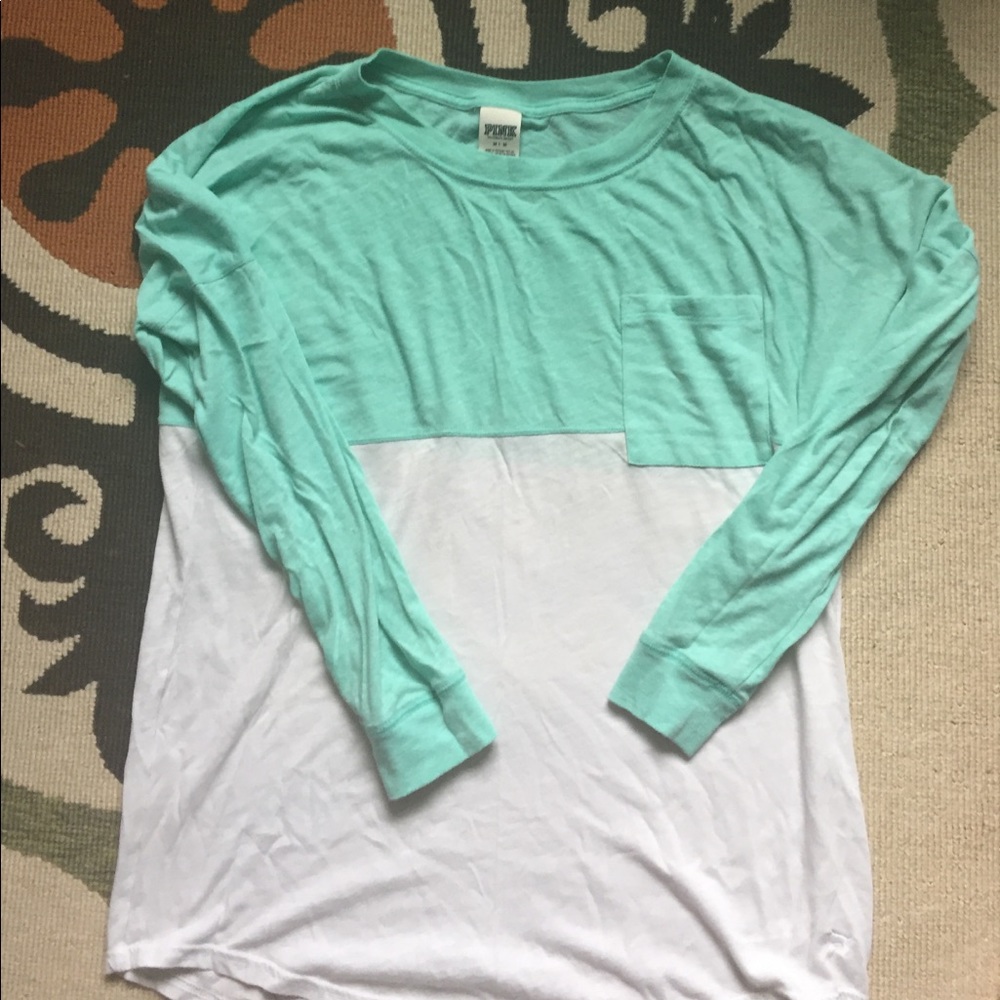 VS Pink long sleeve tee