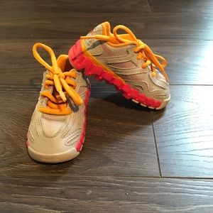 Reebok MInizig. Pink/Grey size 5