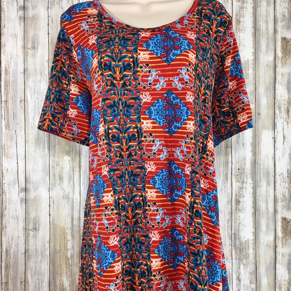 LuLaRoe Perfect T